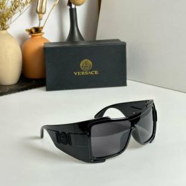 Picture of Versace Sunglasses _SKUfw54039622fw